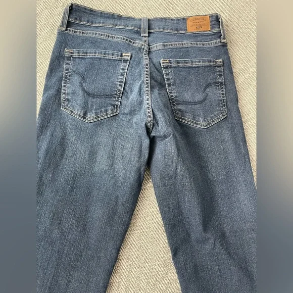 Levis Signature Midrise Bootcut Jeans Dark Indigo W26 - Picture 8 of 14